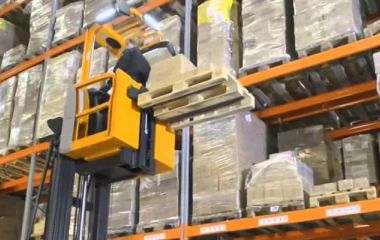 Как быстро освободить склад от неликвидных товаров: пошаговая инструкция