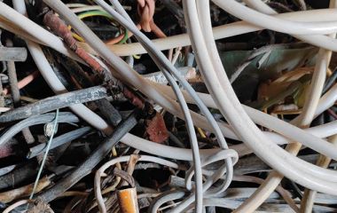 Кабельный лом с истекшим сроком службы